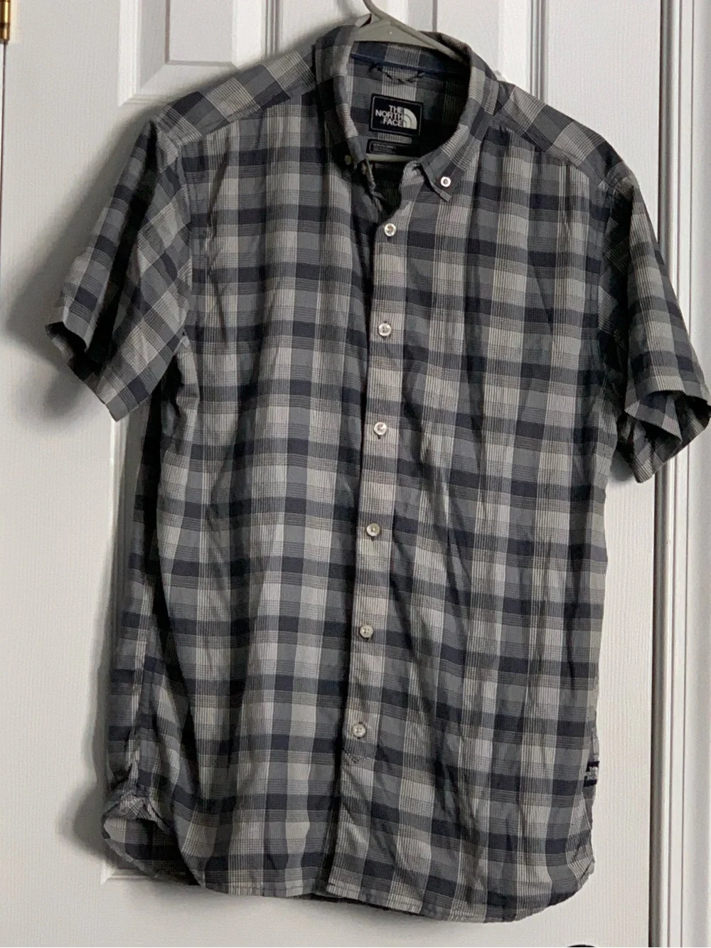 THE NORTH FACE Men’s Gray Blue Cream Plaid Short Sleeve Button Down Shirt